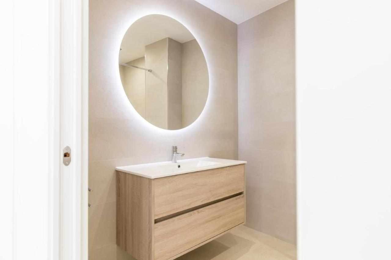Apartament Roses Casc Antic Sl Sabater 5 Zewnętrze zdjęcie